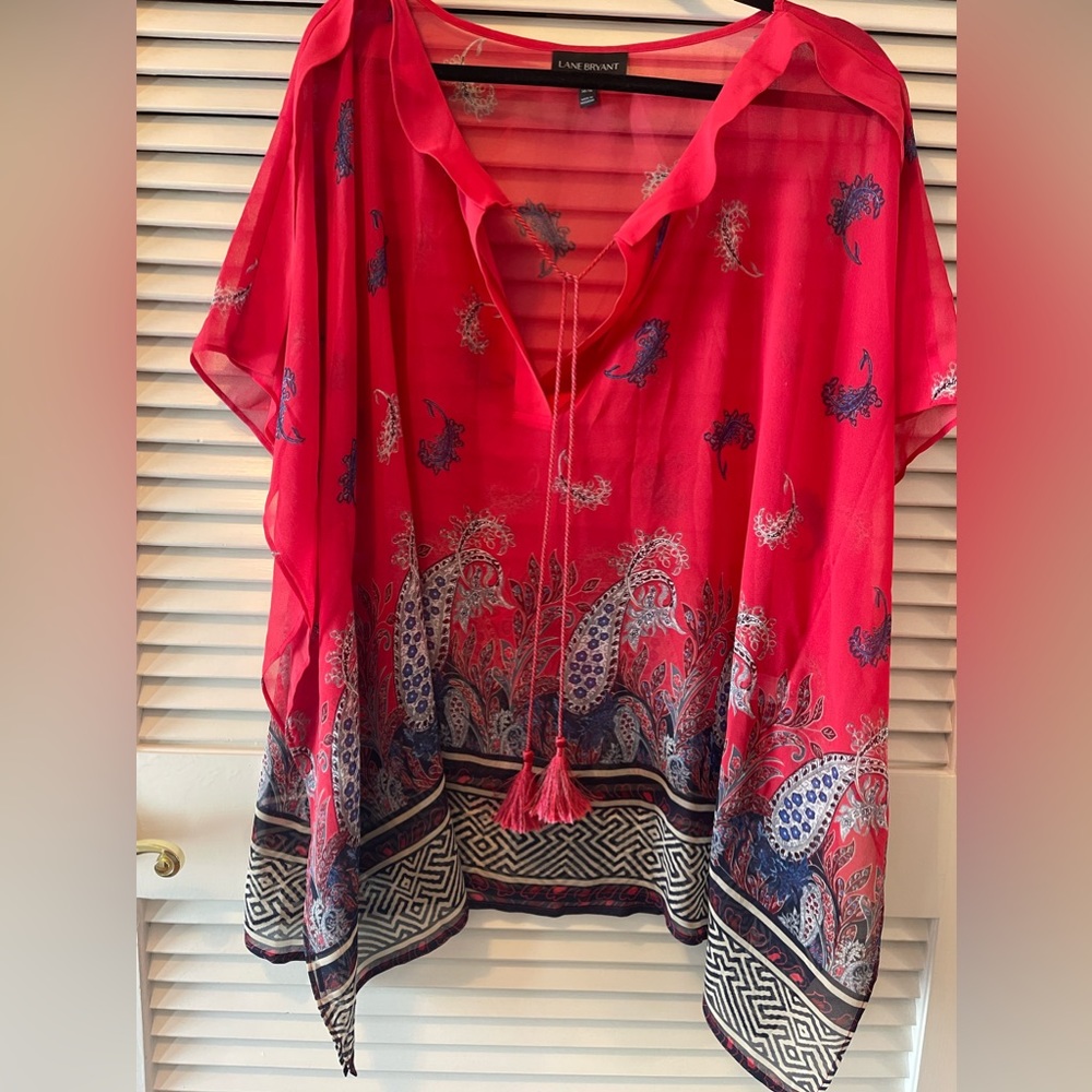 Lane Bryant sheer poncho top 14/16